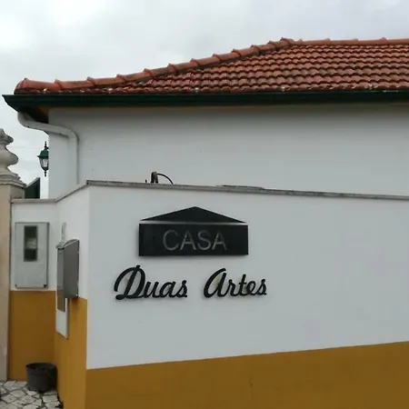 Casa Duas Artes * Alcobaça